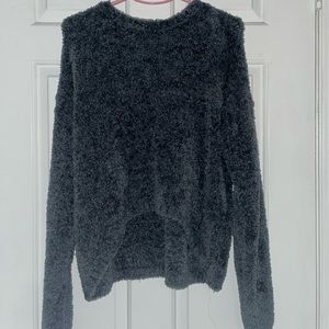 rewind | fuzzy forest green sweater